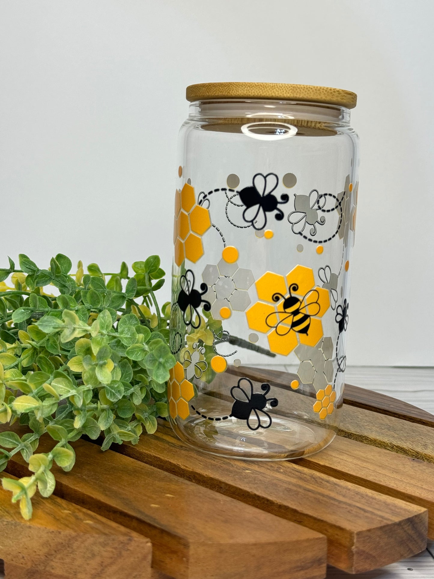 Bumble bee Glass cup 16 oz